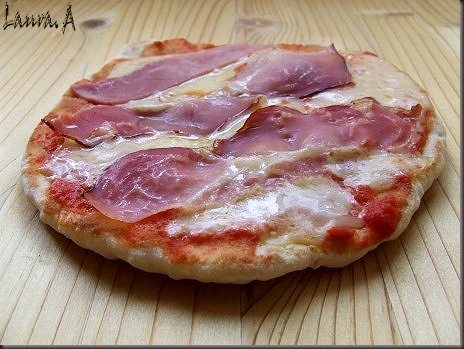 spot Pathological cafeteria Pizza la tigaie - Reteta rapida | Retete culinare Laura Adamache