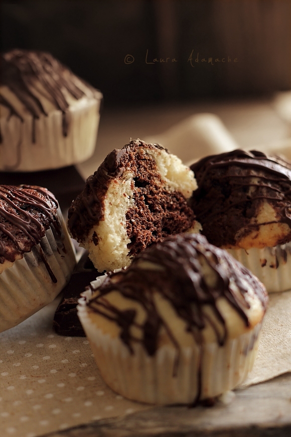 Muffin de Post cu Vanilie si Cacao-detaliu