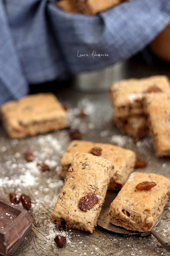 Biscuiti Integrali Cu Stafide Retete Culinare Laura Adamache