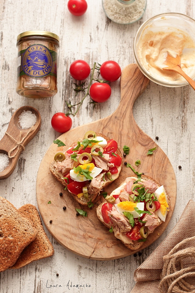 Toast Nicoise cu ton si sos de maioneza Retete culinare Adamache